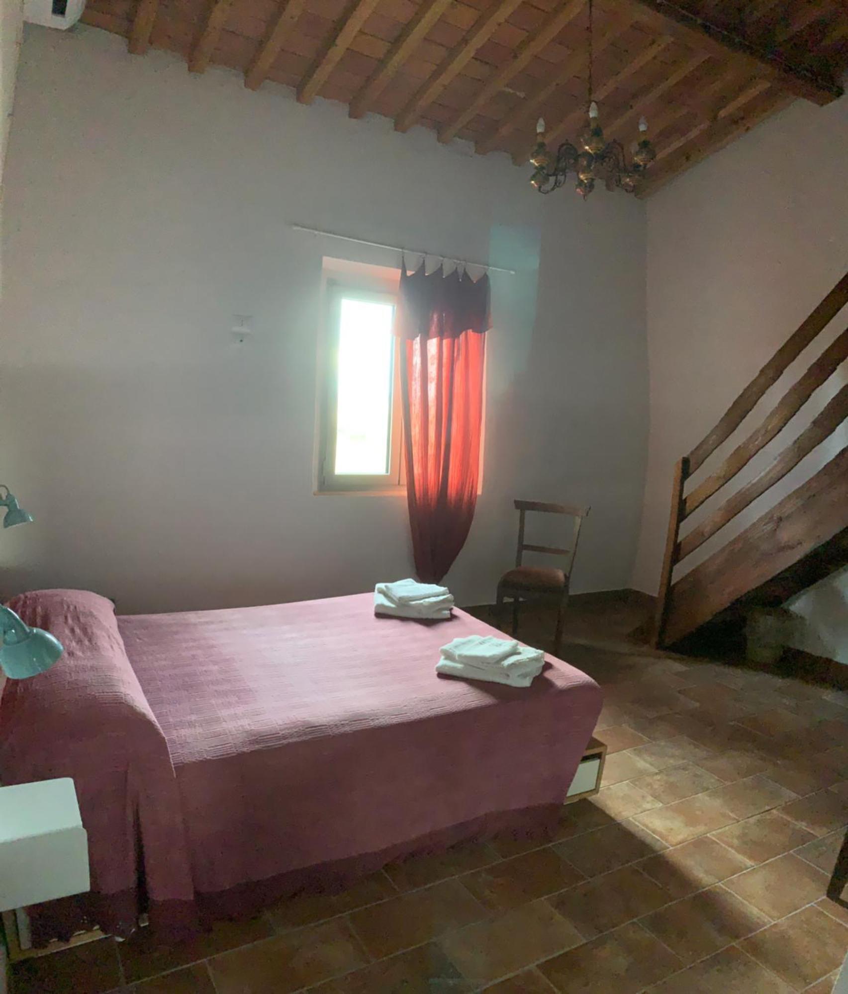 Agriturismo Fattoria Le Caprine Gambassi Terme Exteriér fotografie